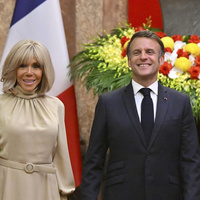 Macron'dan 'tokat' görüntülerine yanıt