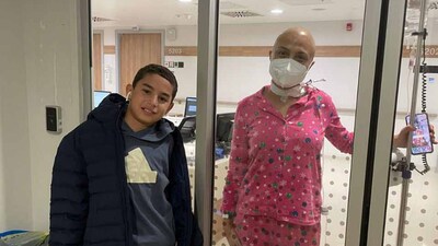 10 yaşındaki oğlunun iliğiyle kanseri ikinci kez yendi