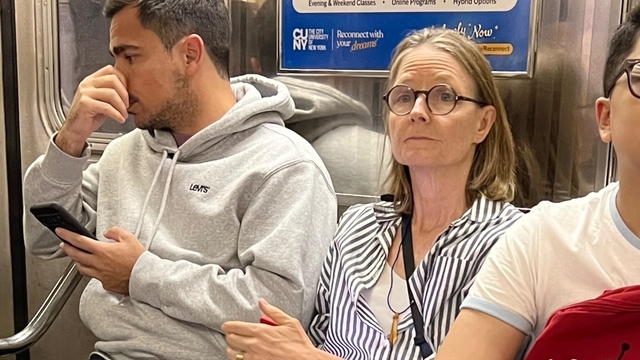 Metroda ünlü var!
