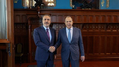 Bakan Fidan Moskova'da: Ev sahipliği bir görevdir