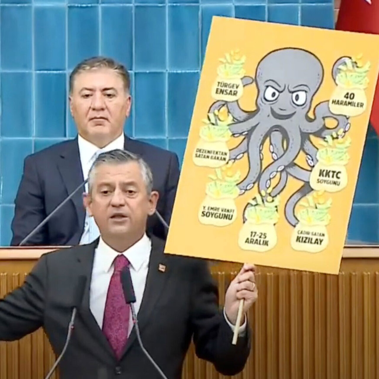 ‘Ahtapot’ yanıtı ve iddialar