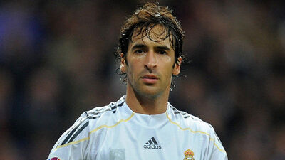 Real Madrid'de Raul ile yollar ayrıldı!