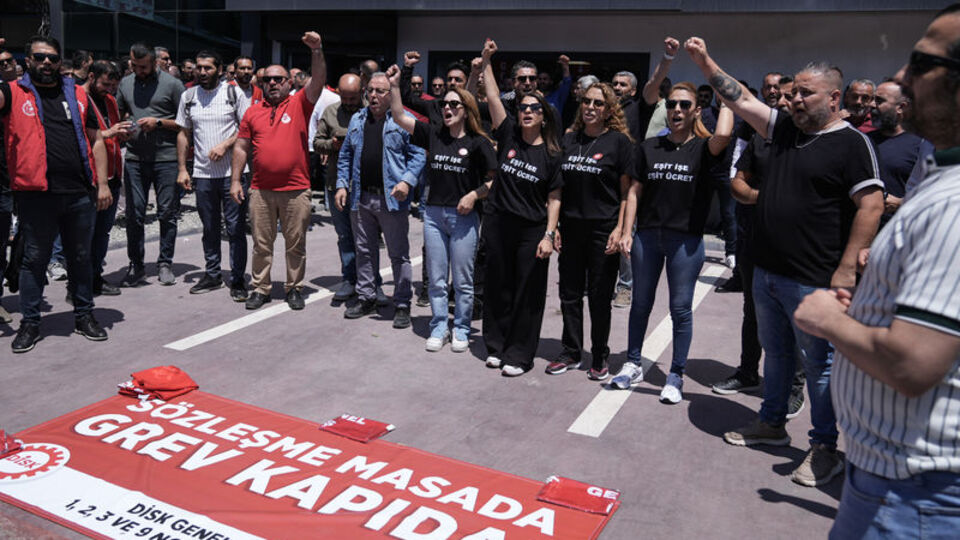 İzmir'de yaklaşık 23 bin işçi greve çıkıyor