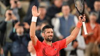 Djokovic zorlanmadan 2. turda!
