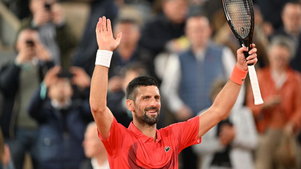 Djokovic zorlanmadan 2. turda!
