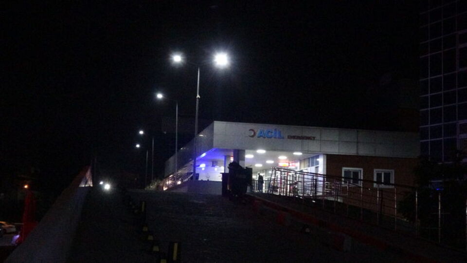 İzmir'de silahlı kavga: 4 yaralı, 1 gözaltı