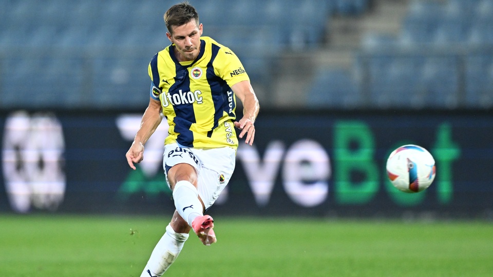 Fenerbahçe'ye geri dönüyor!