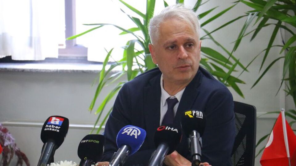 "Kaleci hariç, her bölgeye transfer hedefimiz var"