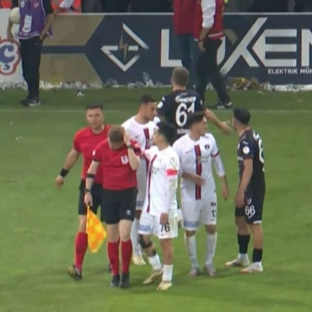 Elazığ hükmen mağlup, Van Spor finalde!