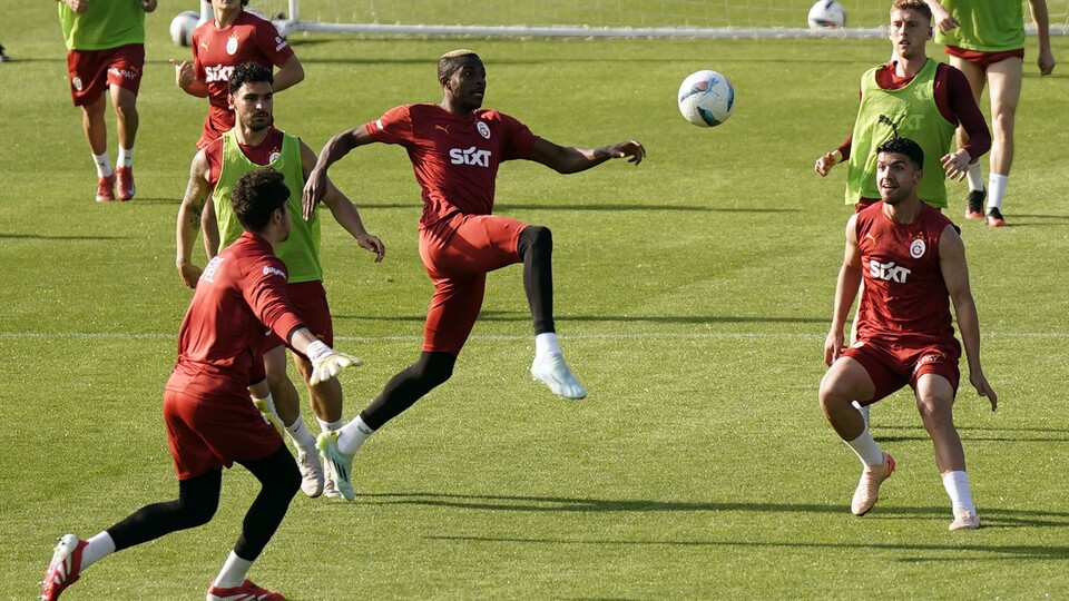 Galatasaray'da Başakşehir mesaisi başladı
