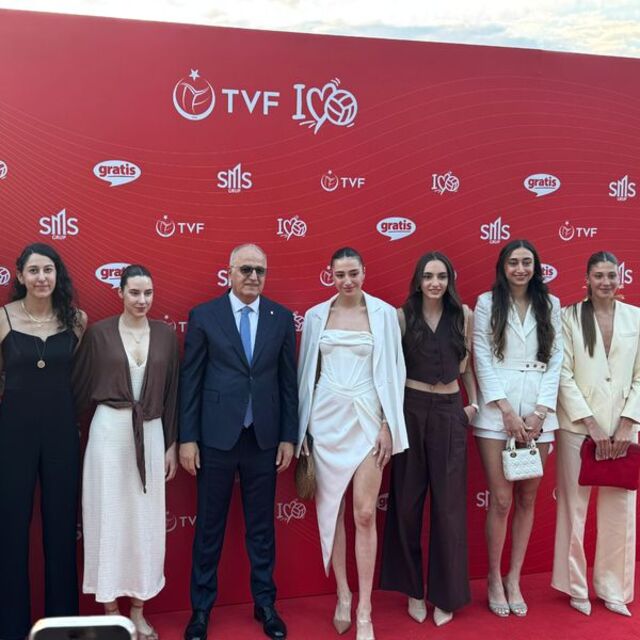 Milli voleybolcular, yaz sezonunu açtı!