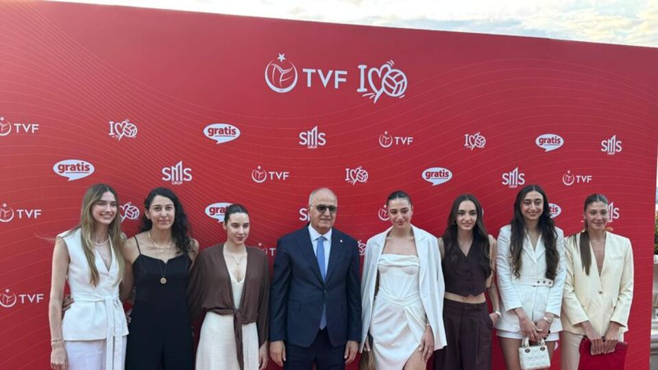 Milli voleybolcular, yaz sezonunu açtı!