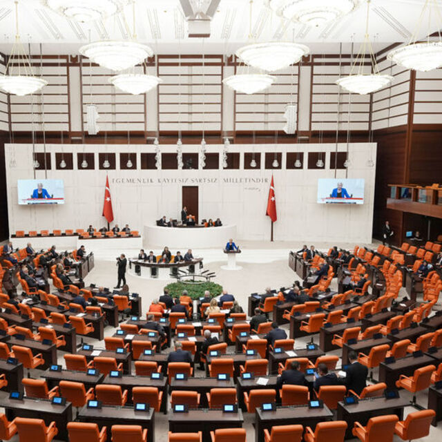 KHK'da değişiklikleri de içeren kanun teklifinin ilk 7 maddesi kabul edildi