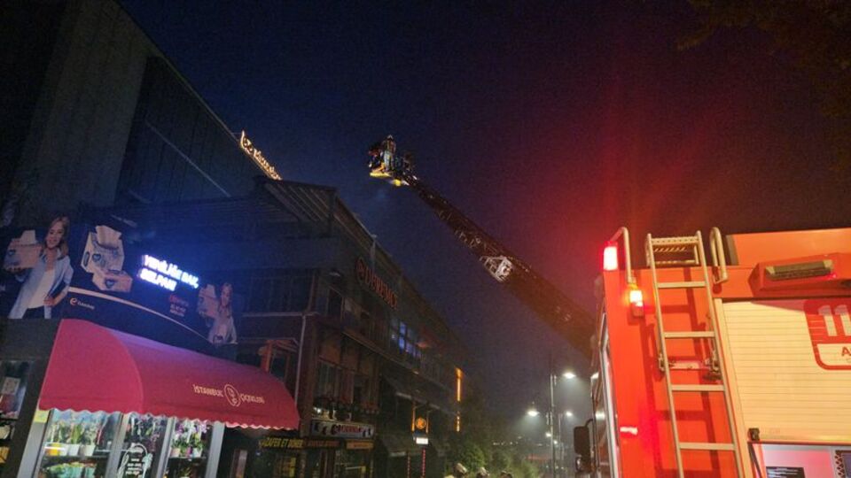 Beşiktaş'ta restoran yangını
