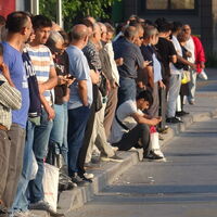 İzmir'de grev! Duraklarda yoğunluk