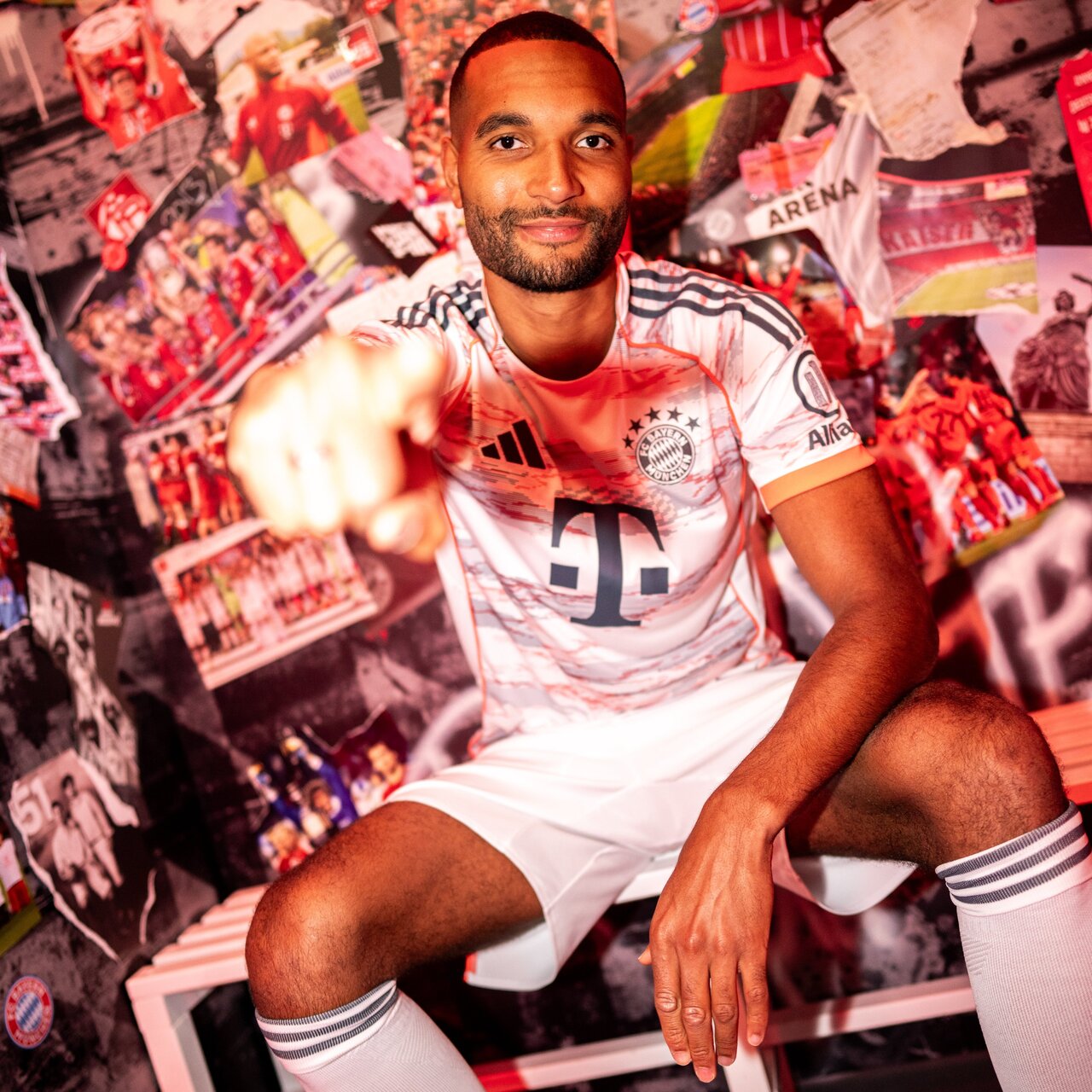 Bayern Münih'ten savunmaya takviye!