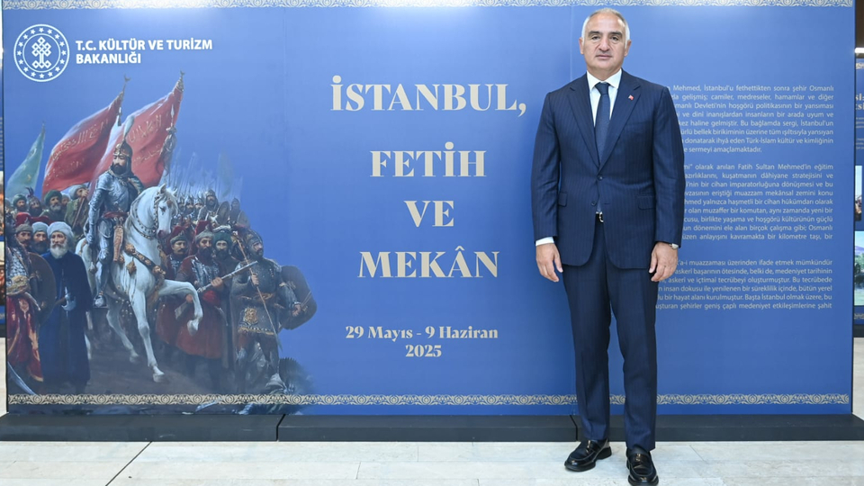 İstanbul, Fetih ve Mekân sergisi AKM'de açıldı