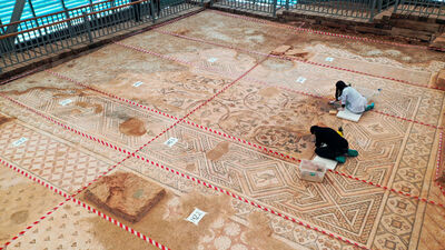 Perre Antik Kenti'ndeki 125 metrekarelik mozaikte konservasyon işlemi