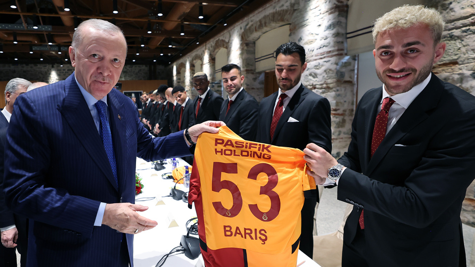 Cumhurbaşkanı Erdoğan'dan Barış Alper sorusu!