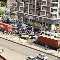 Otomobile silahlı saldırı: 3 ölü, 3 yaralı