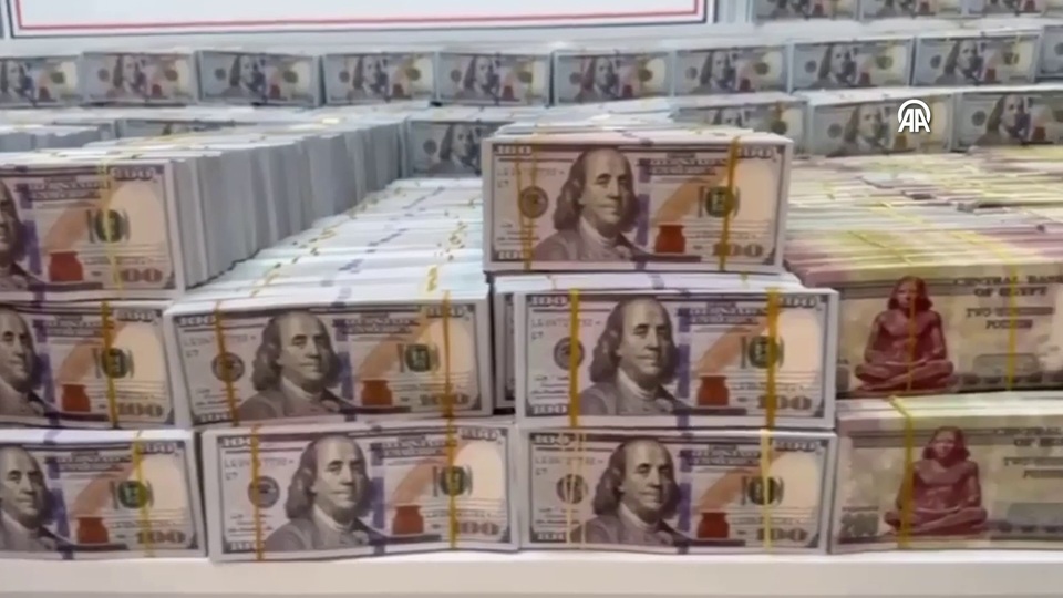 4,5 milyar liralık sahte döviz ele geçirildi!