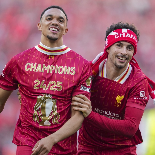 Alexander-Arnold resmen R. Madrid'de!