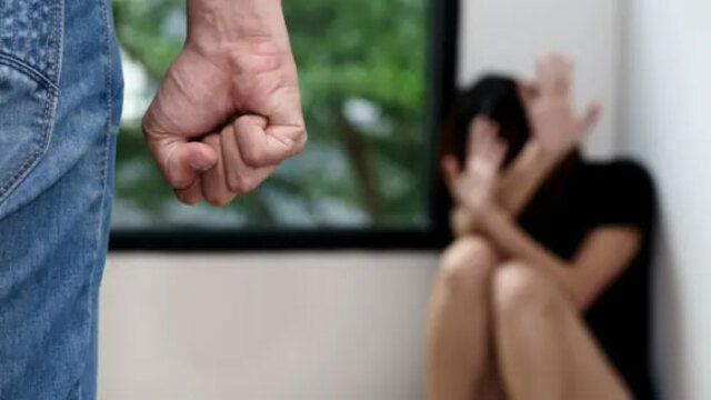 Darp edilen kadın hastanede öldü!