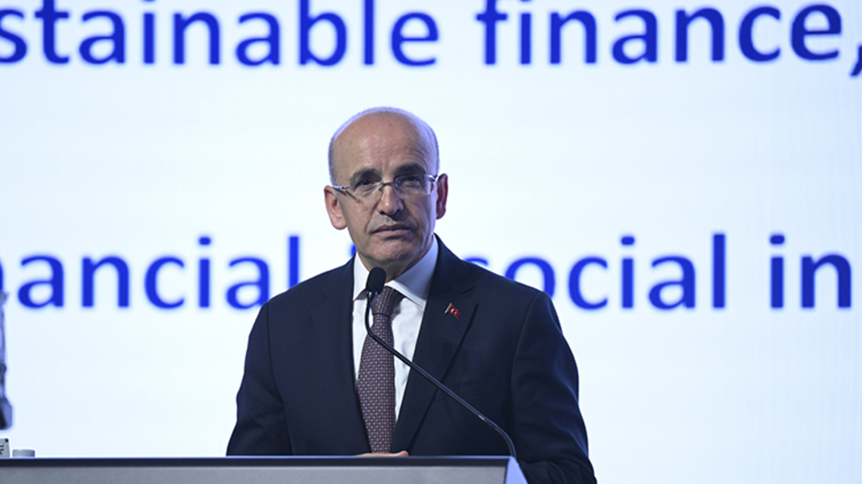 'İslami Finans Kanunu üzerinde çalışıyoruz'