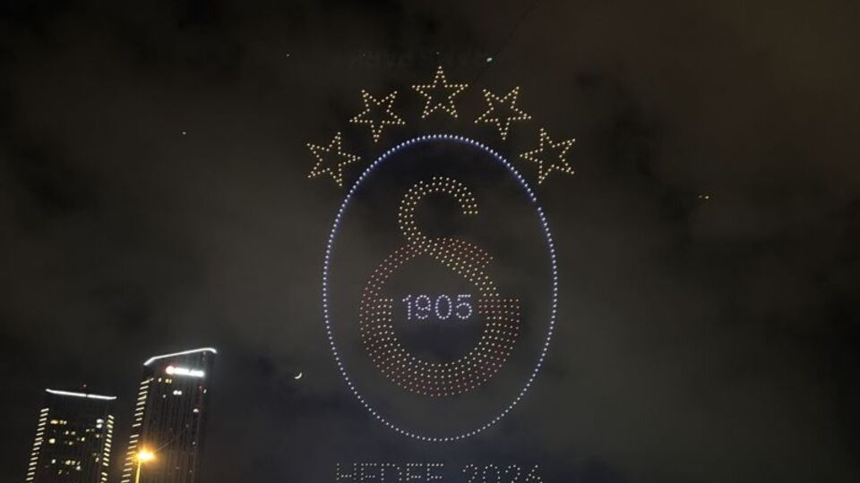 G.Saray'dan dron şov!