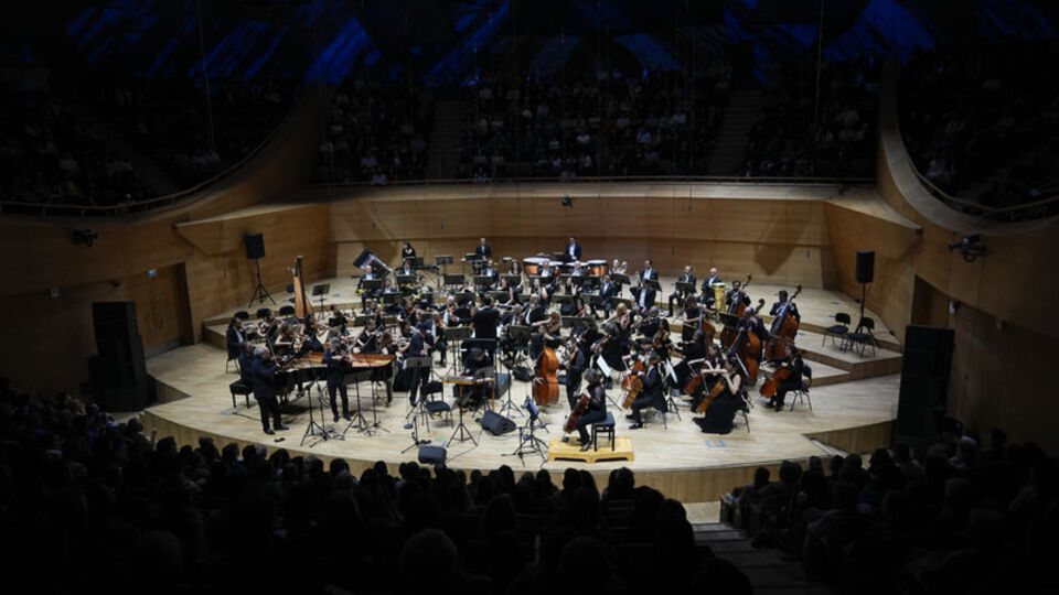 CSO sezonu Sirba Orkestrası konseriyle kapattı