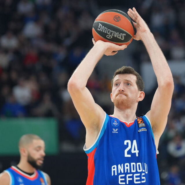 A. Efes'te Ercan Osmani'nin sözleşmesi uzatıldı!