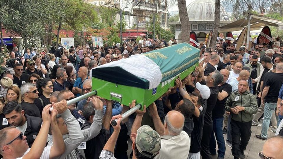 Son yolculuğuna uğurlandı