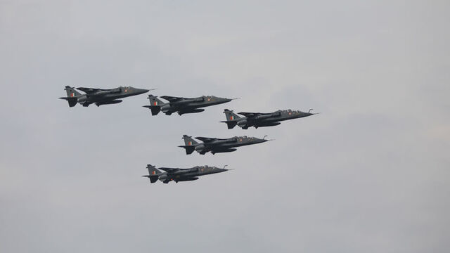 Hindistan'dan uçakların düşürüldüğüne ilişkin doğrulama