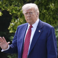 Trump NASA Direktörlüğü adayını geri çekti