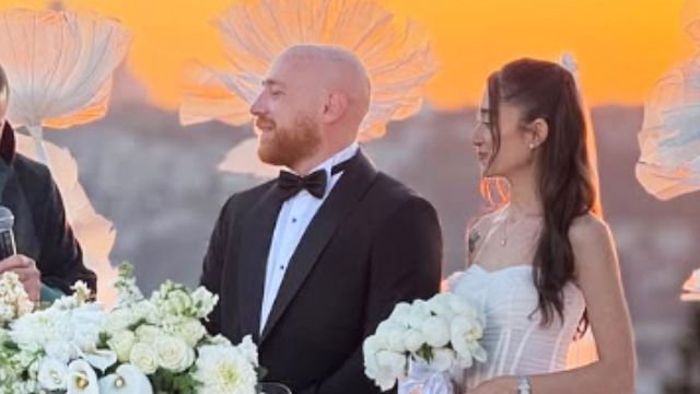 Ünlü oyuncu evlendi