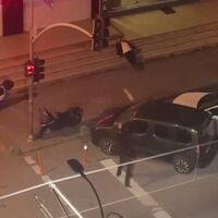 Dubayla uyandırmaya çalıştı!