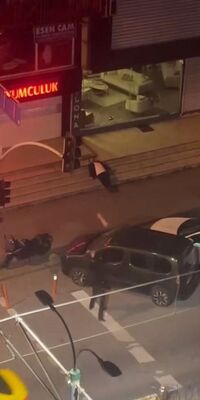 Dubayla uyandırmaya çalıştı!