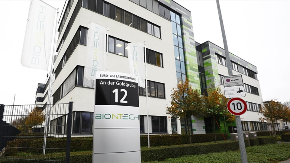 BioNTech 11,1 milyar dolarlık anlaşma imzaladı