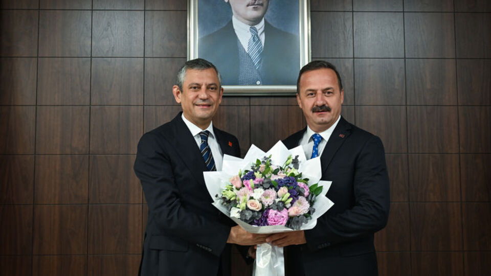 Özgür Özel'den Anahtar Parti'ye ziyaret