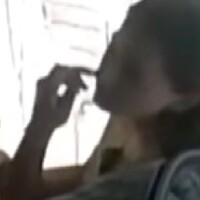 Tostuna saç teli koyduğu anlar kamerada | Son dakika haberleri