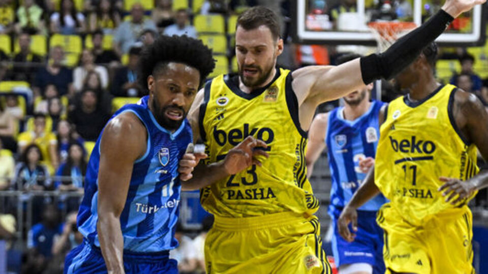 Fenerbahçe Beko, yarı finalde!