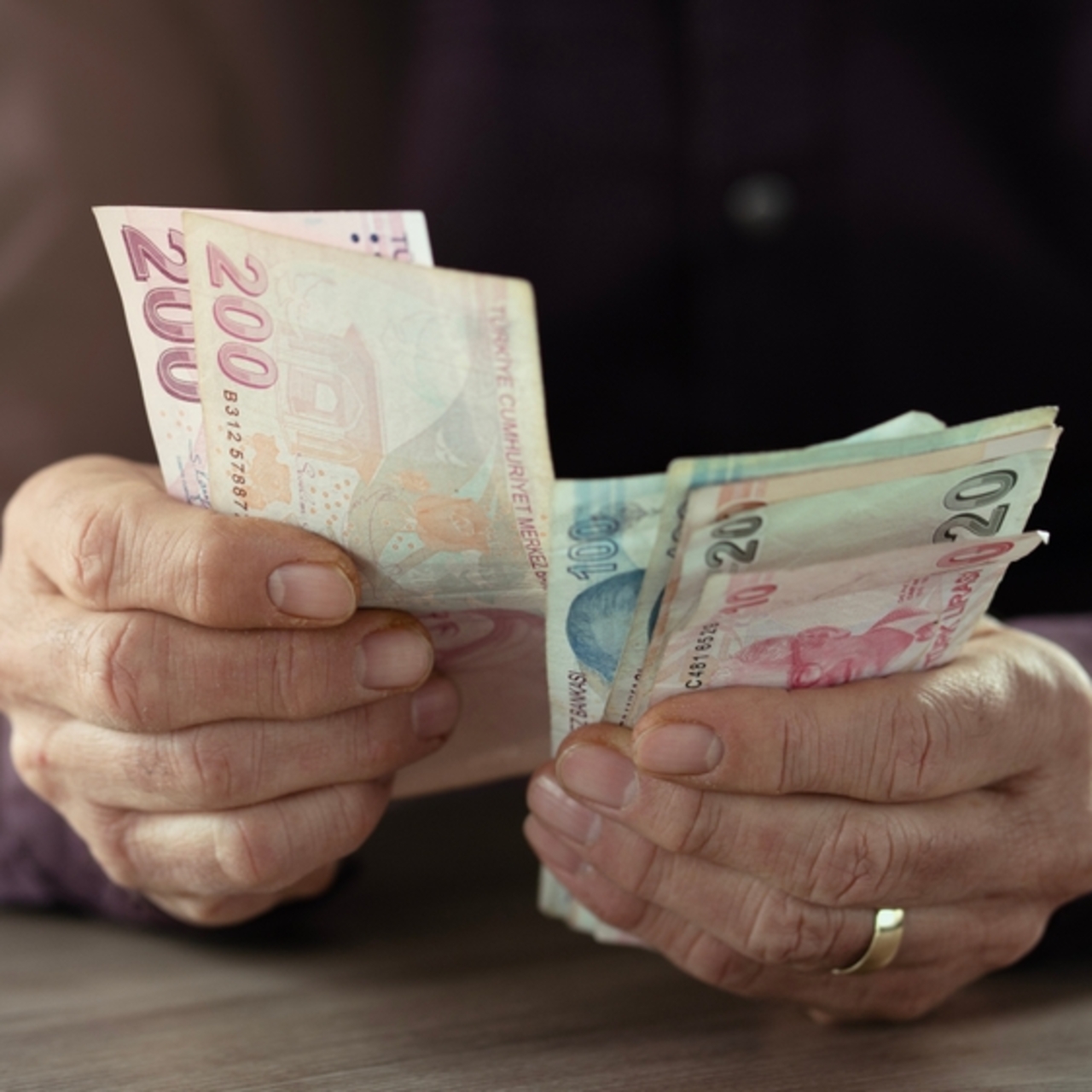 Maaşlar bayramdan önce yatar mı?