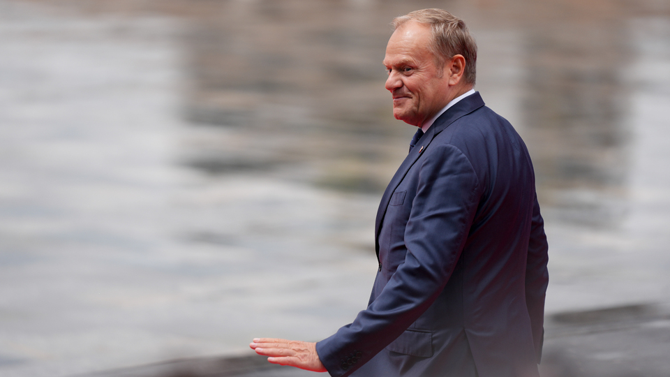 Polonya'da Başbakan Tusk güvenoyuna gidiyor