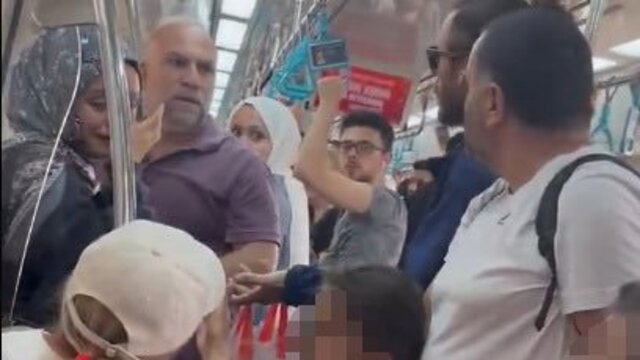 Marmaray'daki yumruklu saldırıda yeni gelişme: Genç kadın şikayetçi oldu!