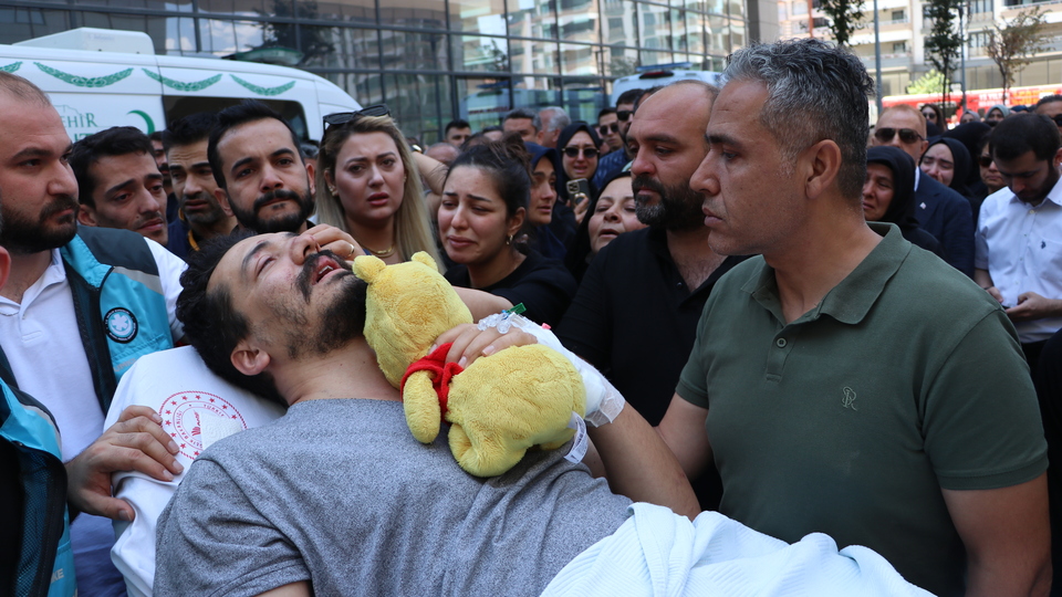 Sedyeyle getirildi, ailesine veda etti!