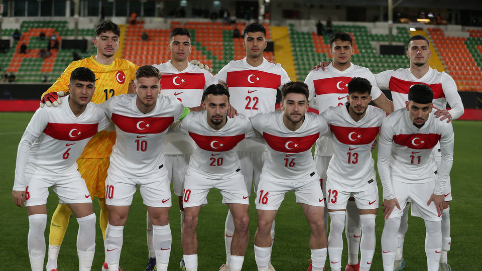 Ümit Milliler, Karadağ'ı konuk edecek!