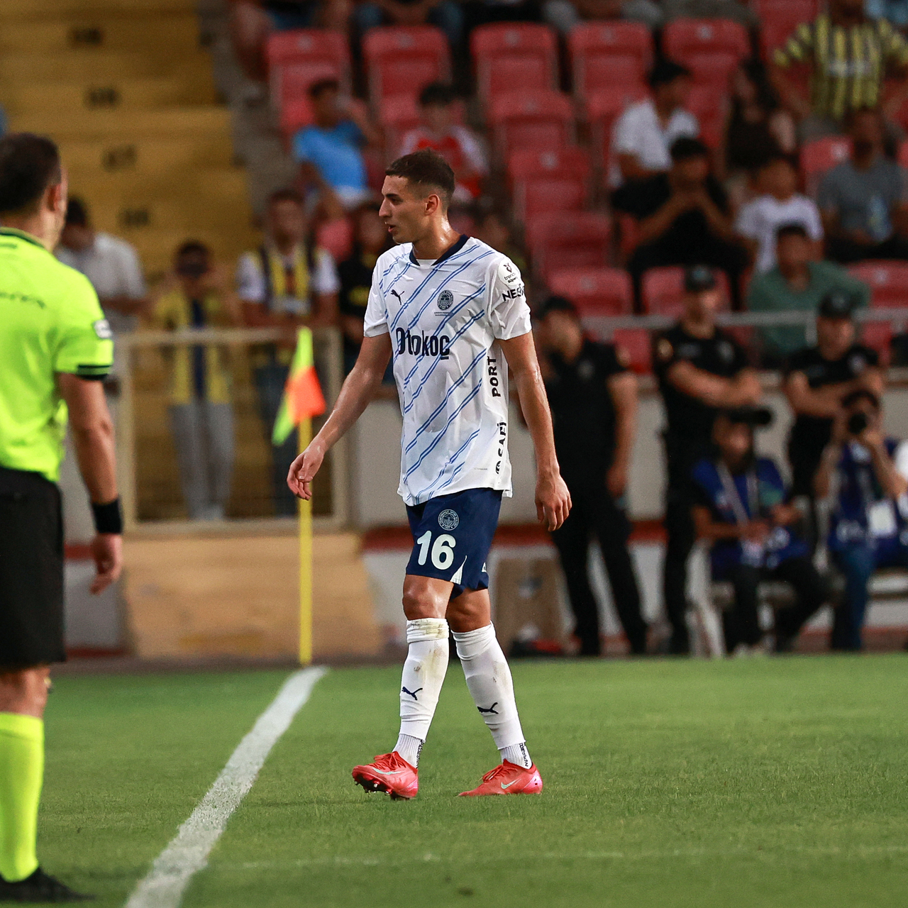 Fenerbahçe'de sadece Mert Müldür kızardı!