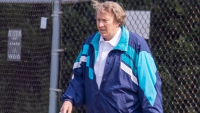 Ünlü oyuncu tanınmaz halde