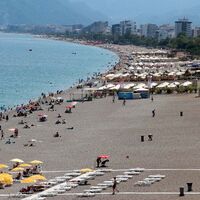 Akdeniz ve Ege'de 4'lük iki deprem!