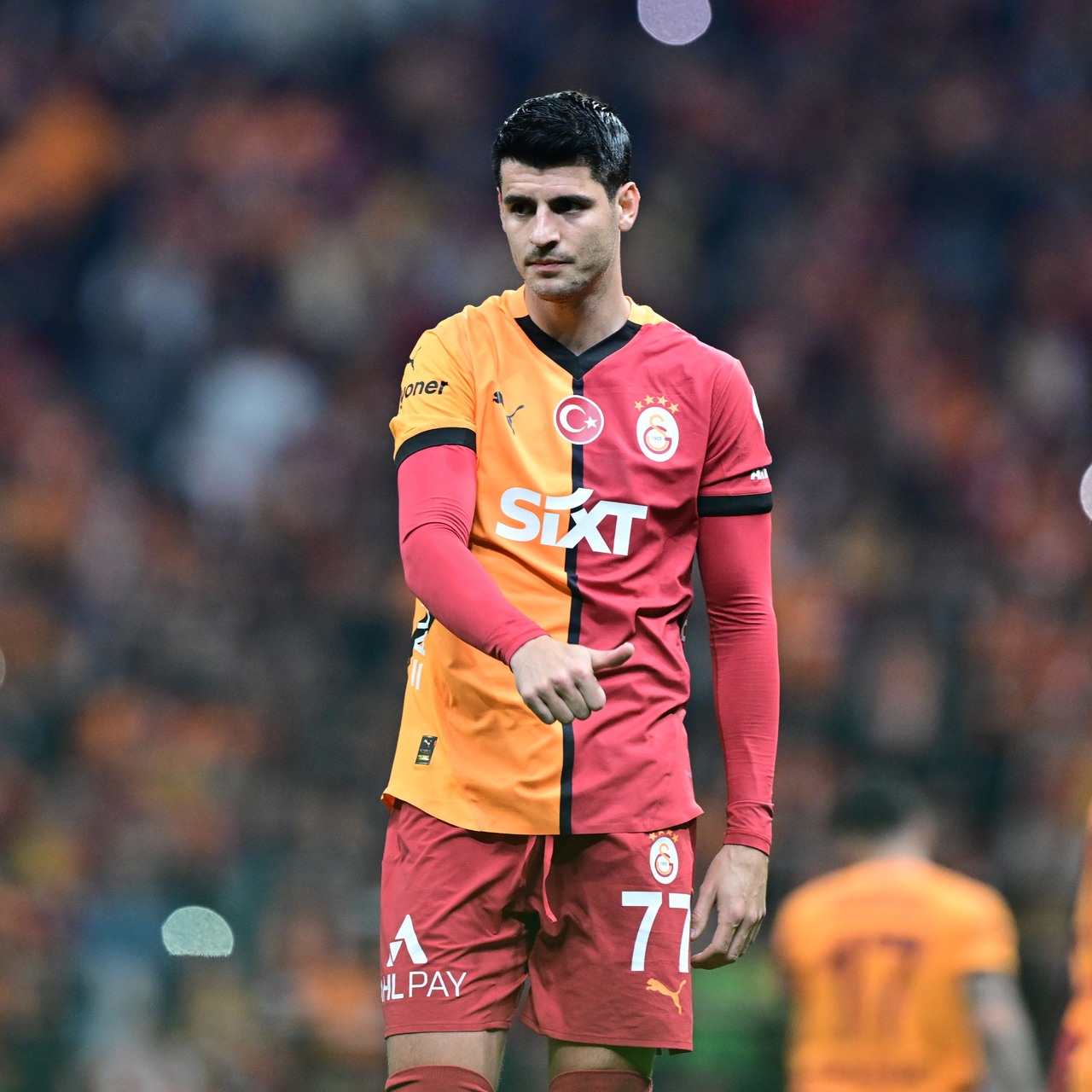 Alvaro Morata yol ayrımında